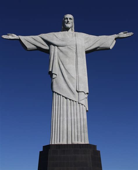 Rio De Janeiros Christ The Redeemer Statue Is Brazils Most Famous ...