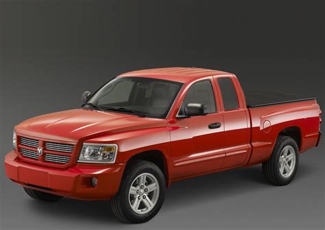 Used Dodge Dakota 4X4 for sale: buy 4 Wheel Drive Truck with best prices in the USA | CarBuzz