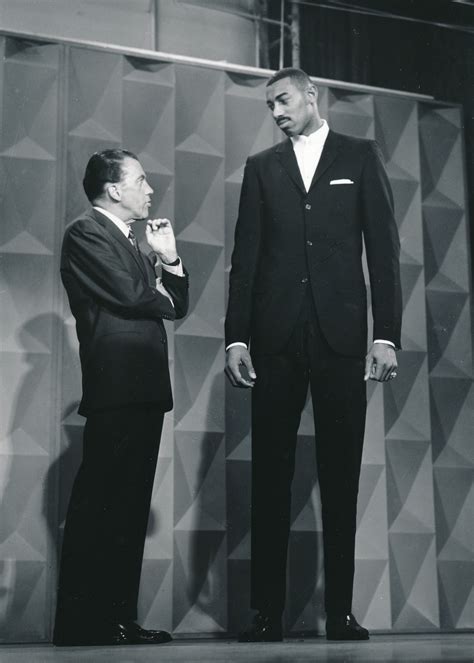 Wilt Chamberlain 100 Point Game - Video - Ed Sullivan Show