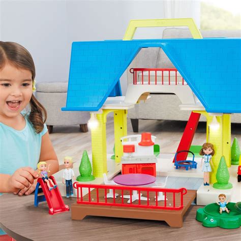 Little Tikes Kids Children Tikes Place Play Dollhouse w/ Family & Toy Miniatures 689550271940 | eBay