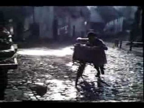 Hovis 'Bike' advert 1973 (Britain's favourite TV ad) - YouTube