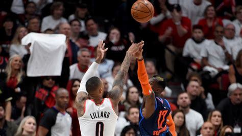 Damian Lillard waves Oklahoma City Thunder off court after series ...