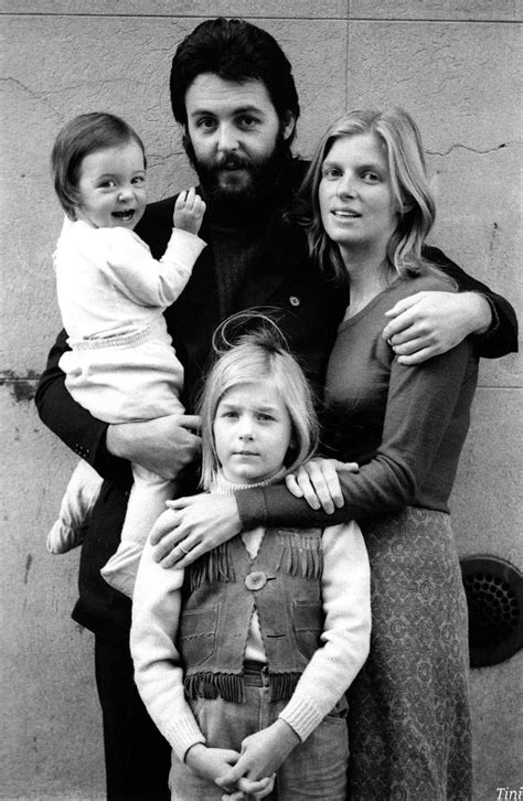 Paul, Linda, Heather, & Mary | Heather mccartney, The beatles, Paul ...