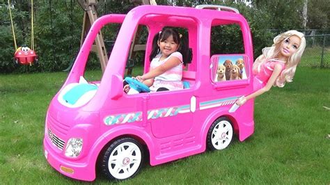 Kid Buys a Giant Barbie Dream Camper Van Vehicle Ride-On Power Wheel | Barbie van, Toy cars for ...