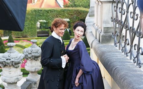 6 Beautiful 'Outlander' Behind-the-Scenes Photos