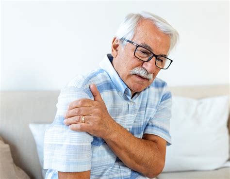 Osteoporosis: Symptoms and Causes | Orthopaedic Treatment Bangalore