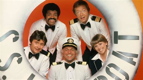 Gavin MacLeod Talks About Reuniting With 'Love Boat' Cast After More Than 25 Years - ABC News