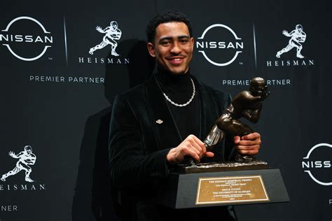 Heisman Trophy winners: Who won the Heisman last year? Has there ever ...