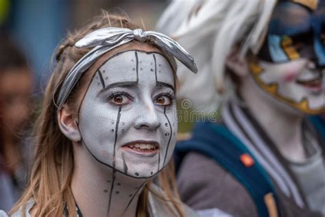 The Tinman from Wizard of Oz at the Edinburgh Fringe Editorial Stock Image - Image of energy ...