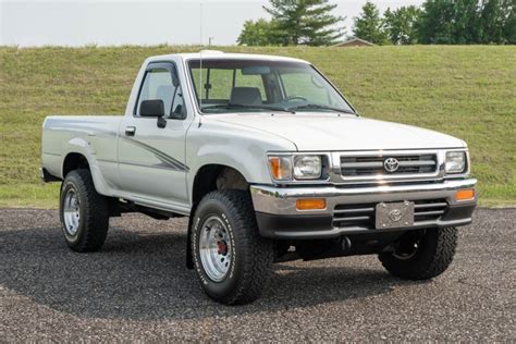 1995 Toyota Pickup DX 4×4 5-Speed for sale on BaT Auctions - sold for ...