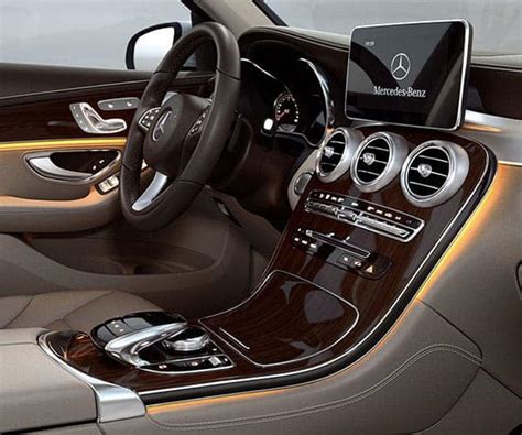 2019 Mercedes-Benz GLC Interior Features | Bloomfield Hills