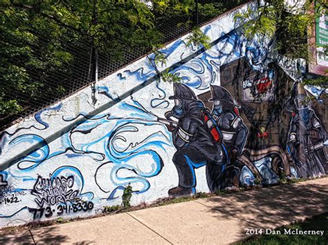 CFD firefighter mural on bridge structure « chicagoareafire.com