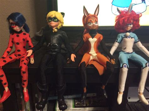 Miraculous Ladybug Marinette Adrien Alya & Alix Is Sitting - Miraculous Ladybug Photo (44508773 ...