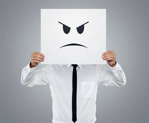 Slideshow - 6 Steps To Dealing With Angry Customers