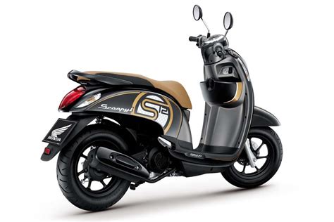 Cara Modifikasi Motor Scoopy Lebih Elegan | Bursa Otomotif