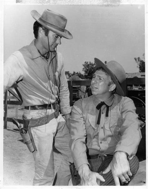 Clint Eastwood and Slim Pickens in Rawhide (1959) Western Hero, Western Film, Western Movies ...