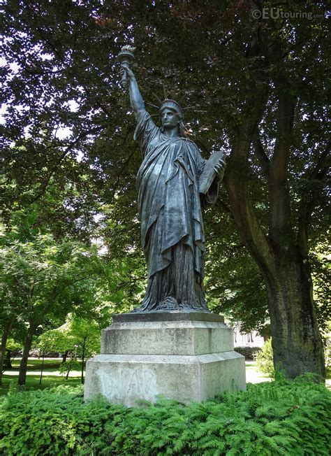 Photos of Statue of Liberty in Luxembourg Gardens Paris - Page 301