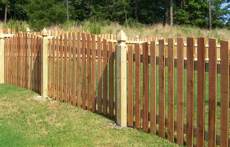 Wood Picket Fence