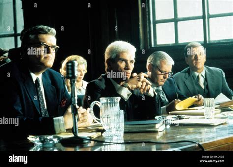 JFK -1991 TOMMY LEE JONES JFK Stock Photo - Alamy