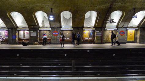 Baker Street Station, London – Architecture Revived