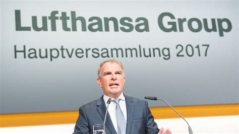 Lufthansa CEO sees just three Europe carriers