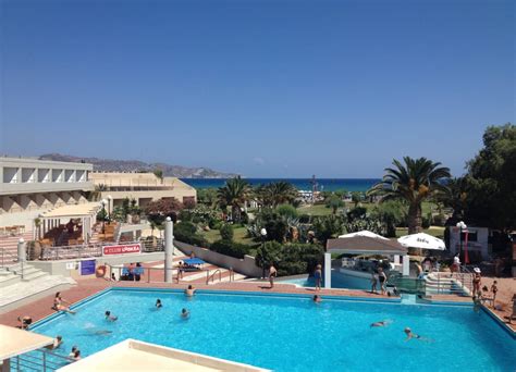 "Santa Marina Beach_Amouda..." Santa Marina Beach (Amoudara) • HolidayCheck (Kreta | Griechenland)