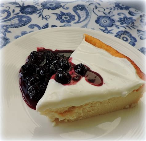 The English Kitchen: Magic Cheesecake