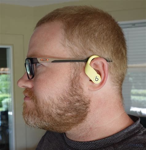 Hands-on with Powerbeats Pro in Spring Yellow, Cloud Pink, Lava Red ...