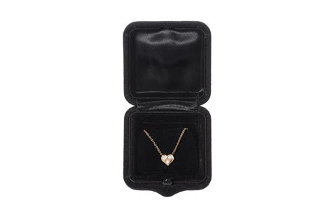 Tiffany Diamond Heart Pendant on Chain in 18 Karat Gold | BADA