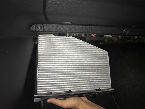 2011-2017 Volkswagen Jetta Air Conditioner Filter Replacement (2011 ...