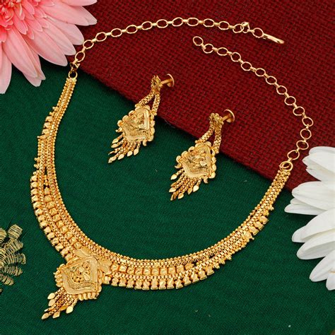 Buy Gold Plated Jewellery Set online - Sukkhi - Sukkhi.com