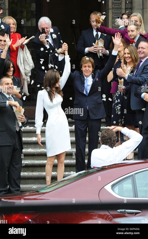 Paul mccartney nancy shevell wedding hi-res stock photography and ...