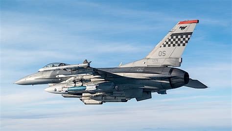 Fully Loaded F-16 Fighting Falcon Protects the Sky Over South Korea ...