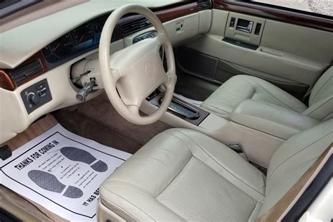 1996 CADILLAC SEVILLE STS - Interior - 230083