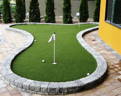 Practice your #putting skills with backyard #SYNLawn putting green. In #Vancouver call Chris for ...