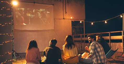 Ideas for your outdoor movie night | CenturyLink