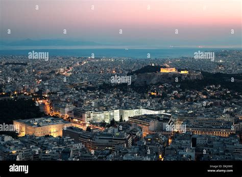 Night view of the Acropolis, Athens, Greece Stock Photo - Alamy