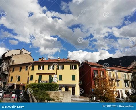 Cernobbio Como Italy Stormy Skies Autumn Weather Italy Editorial Photography - Image of villages ...