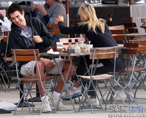 Sports Stars Blog: Maria Sharapova With Her Boyfriend Sasha Vujacic