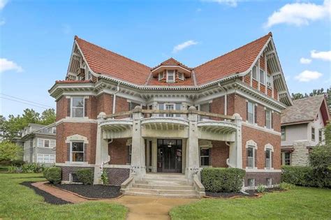 1910 Historic House For Sale In Kansas City Missouri — Captivating Houses