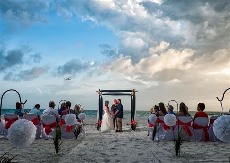 Anna Maria Island Beach Weddings | Anna Maria Island, FL Wedding Locations | Gulf Beach Weddings