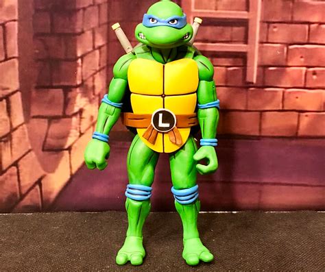 AMERICAN WARGAMERS ASSOCIATION: TMNT Leonardo NECA 7 Inch Classic ...