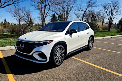 Review: 2023 Mercedes EQS SUV brings electric utility to the EQ Series