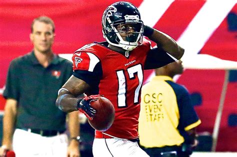 Devin Hester Breaks Deion Sanders' Career Record for Return Touchdowns ...