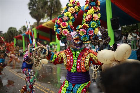 Ministra de Cultura: “La exitosa celebración del Desfile Nacional de ...