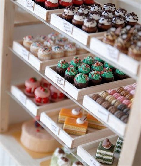 Diy Bakery Display, Pastry Display, Bakery Decor, Food Display, Display ...