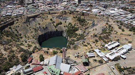 In Kimberley, the world's diamond capital, illicit mining fight flounders