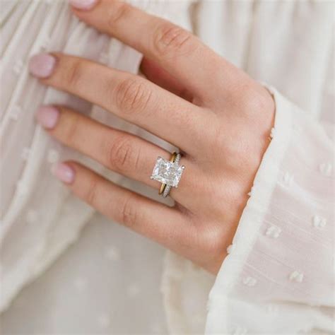 The 12 Most Popular Diamond Shapes for Engagement Rings