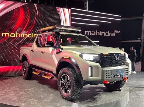 Mahindra reveals their all-new Global Pik Up double-cab lifestyle bakkie - Automotive News ...