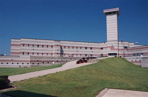 Inmate sues state Division of Corrections after beating | West Virginia Record